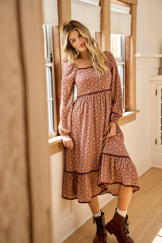 Floral Square Neck Lace Tiered Midi Dress
