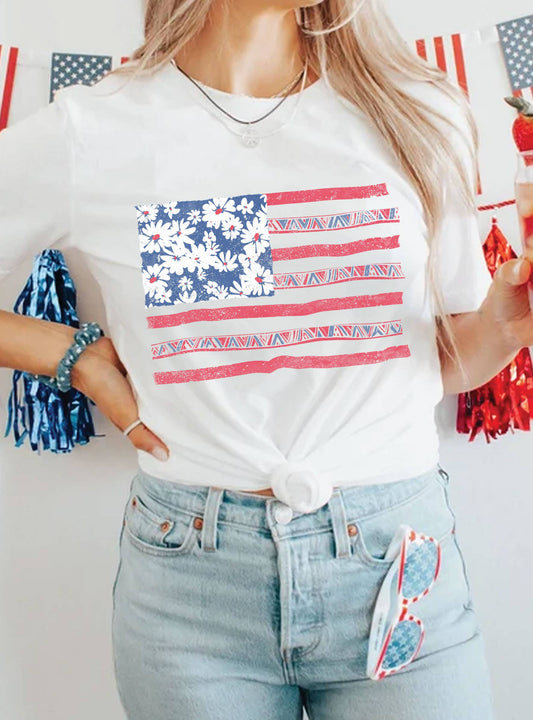 DAISY AMERICA FLAG GRAPHIC TSHIRTS