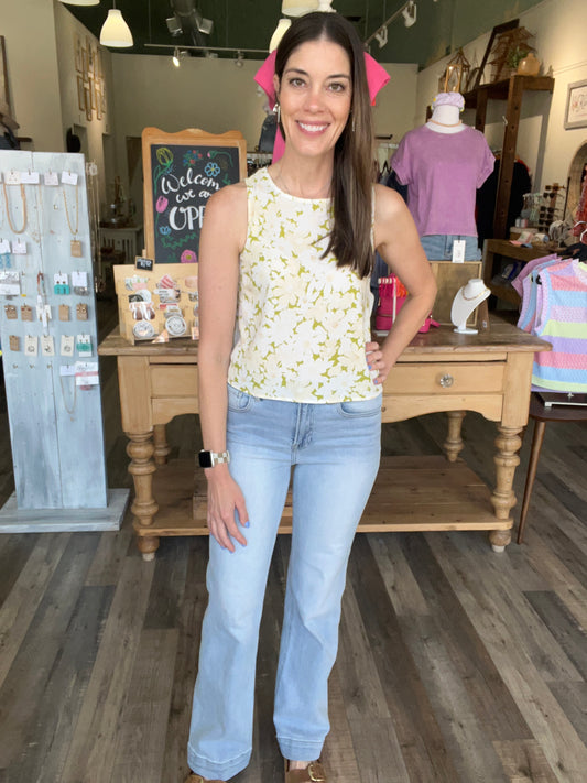 Judy Blue Medium Wash Straight Leg Jeans