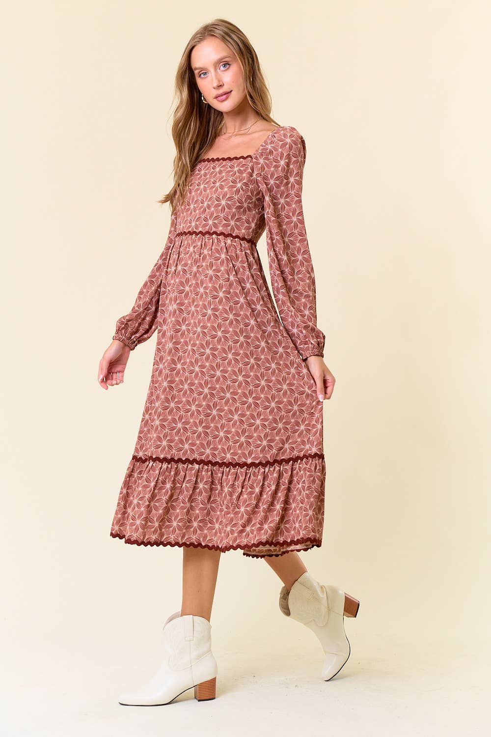 Floral Square Neck Lace Tiered Midi Dress