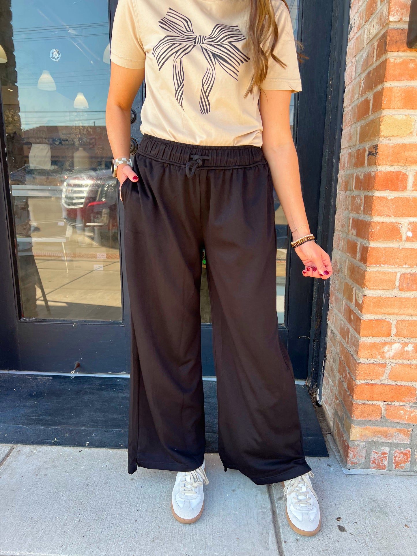 Brielle Black Wide Leg Sweatpant