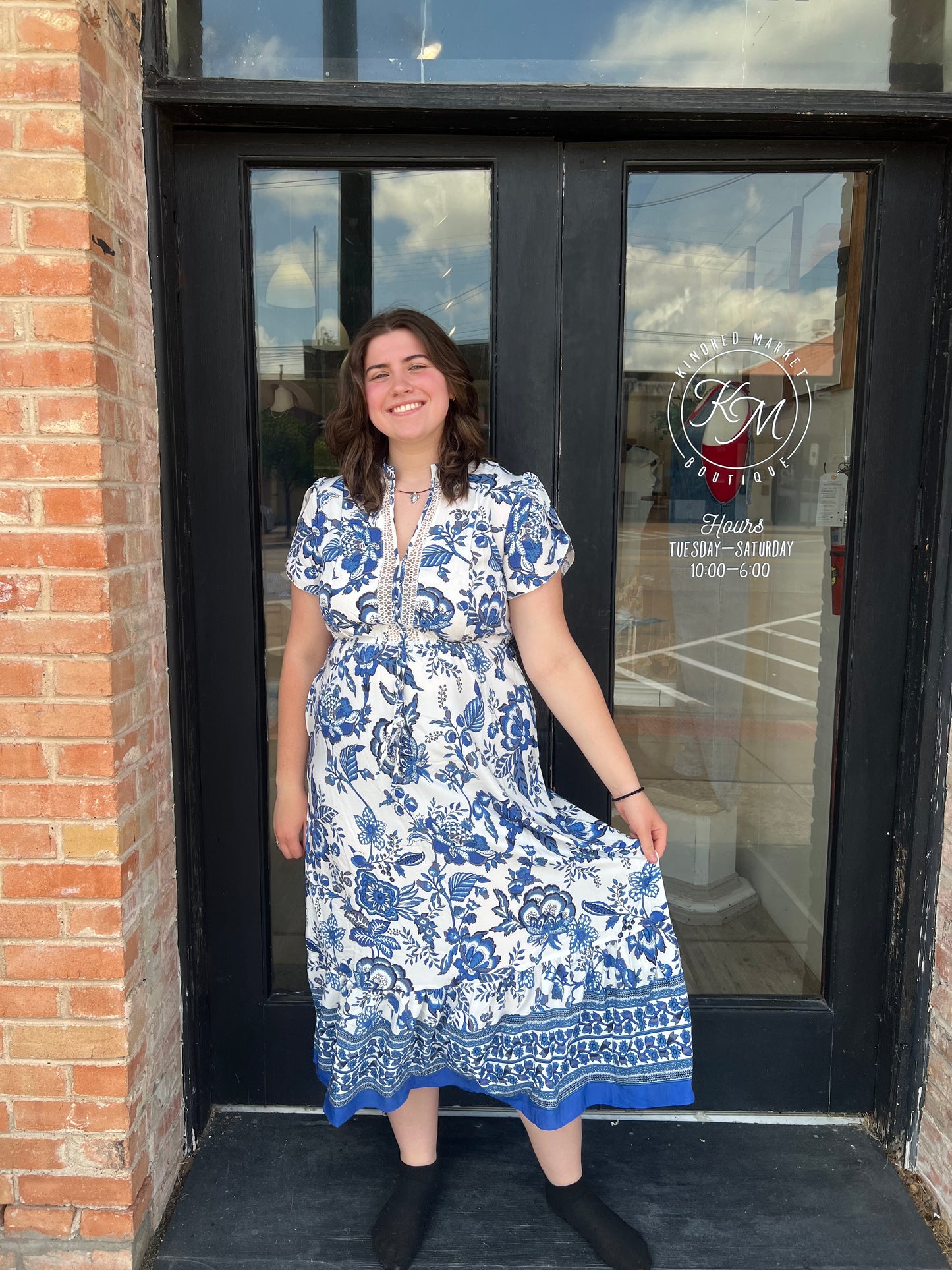 ETHNIC STYLE V-NECK SHORT SLEEVED MAXI DRESS