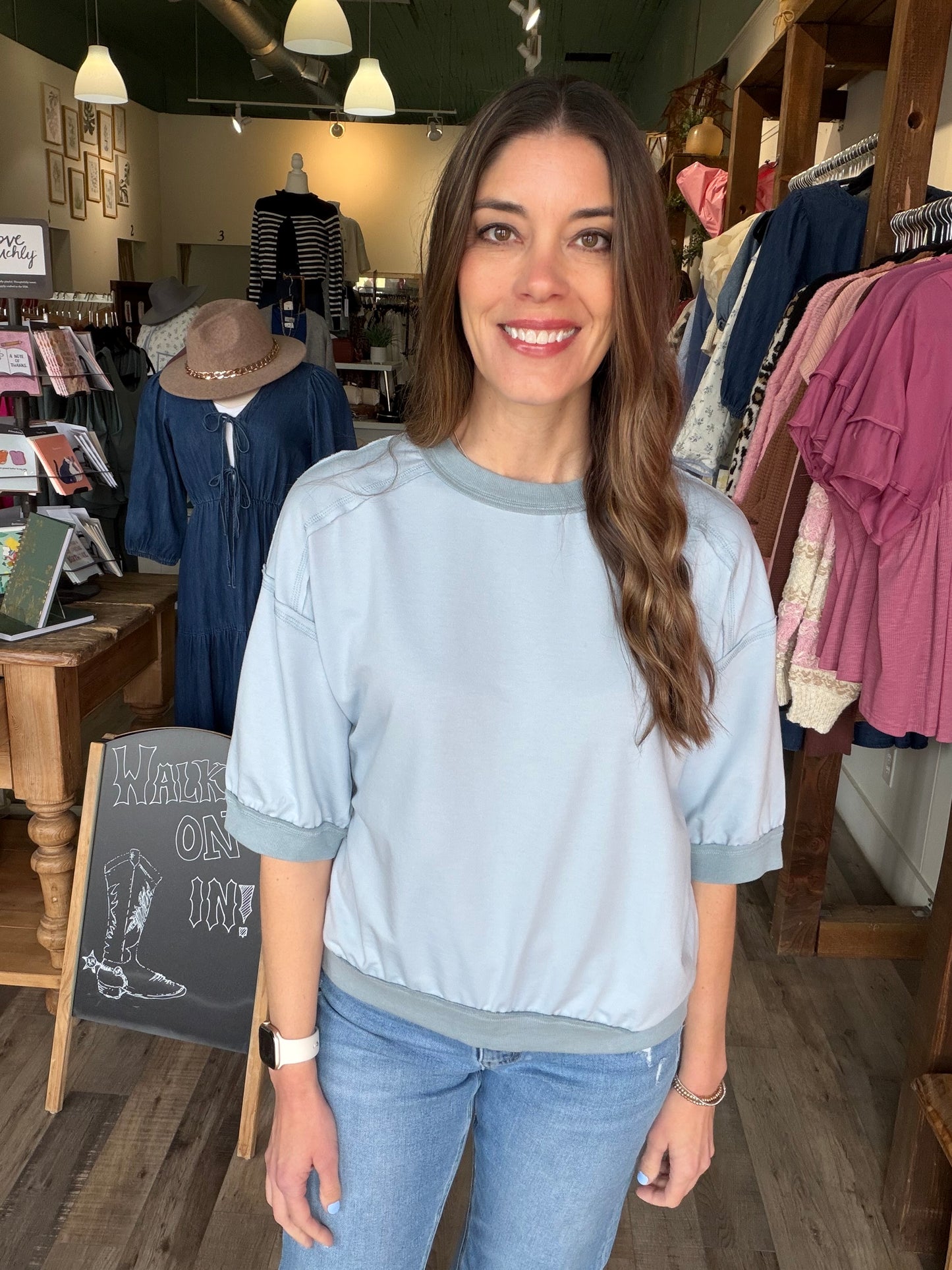 CONTRAST TRIM RAGLAN SHORT SLEEVE KNIT TOP