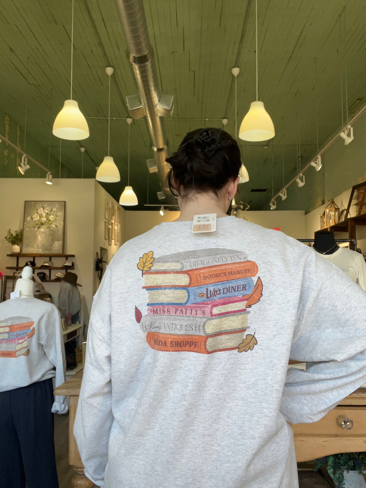 Stars Hollow Books (Back Print)